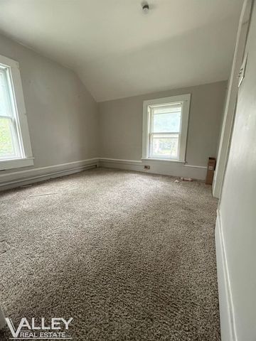 1221 Cass Street, Saginaw, MI 48602