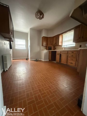 1221 Cass Street, Saginaw, MI 48602