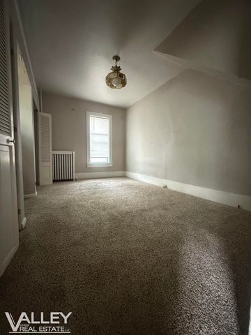 1221 Cass Street, Saginaw, MI 48602