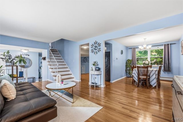 7433 Thunderbird Road, Clay, NY 13088