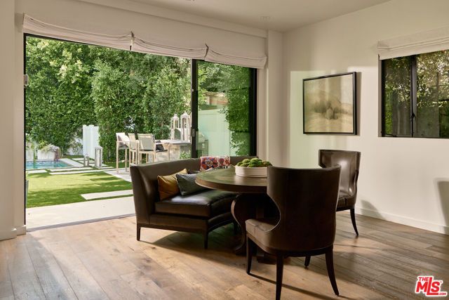 144 N Bowling Green Way, Los Angeles, CA 90049