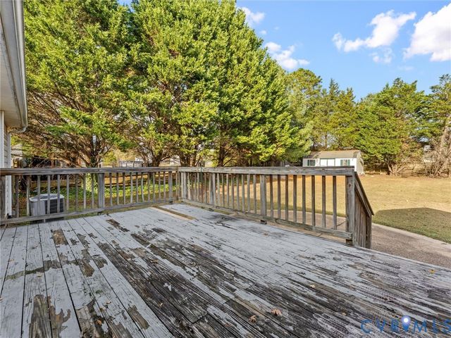 7036 Snaffle Ct, Mechanicsville, VA 23111