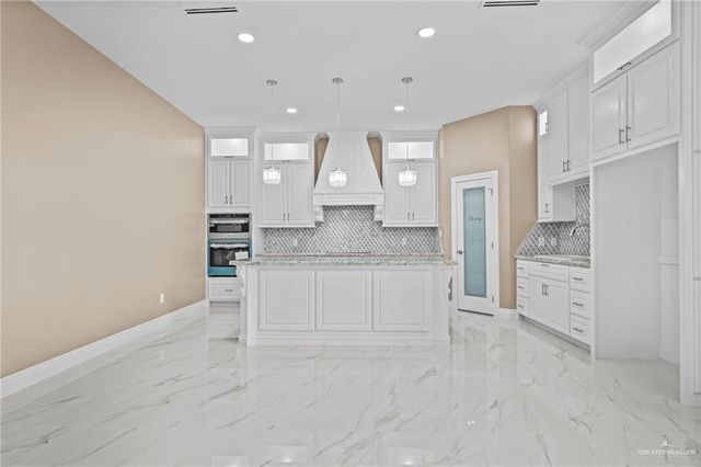 2217 Kirk Avenue, Mission, TX 78572