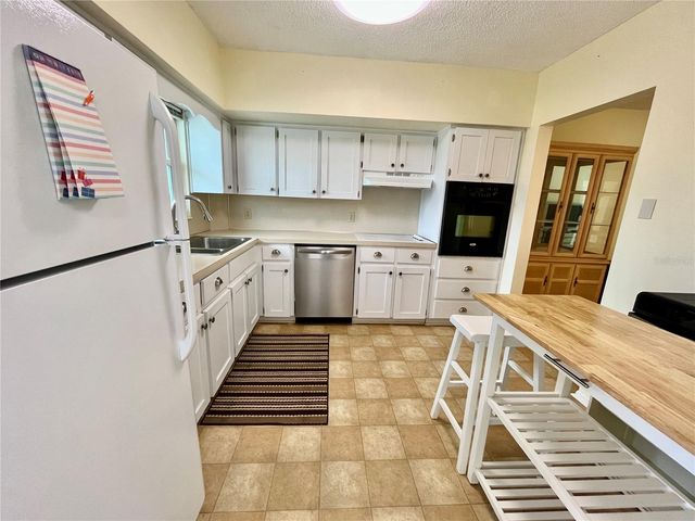 2292 COSTA RICAN DRIVE 22, Clearwater, FL 33763