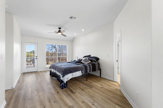 15501 Fox Run DR, Austin, TX 78737