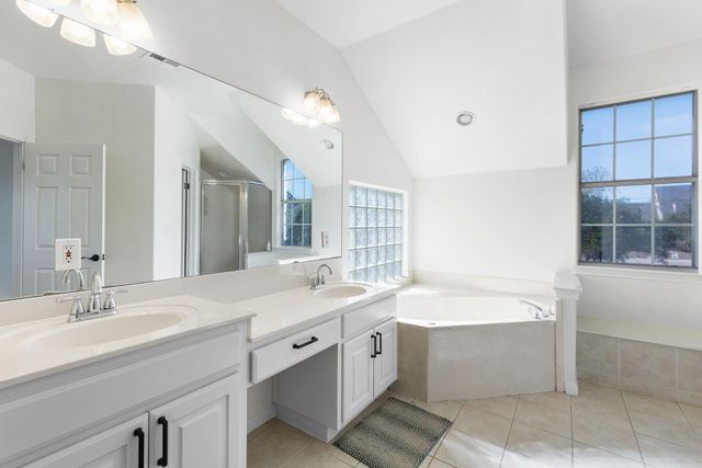 15501 Fox Run DR, Austin, TX 78737