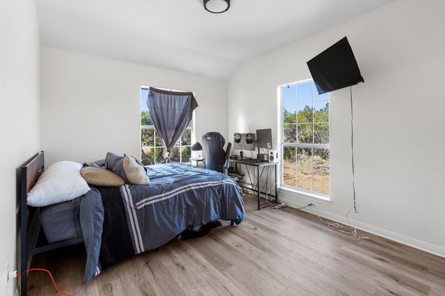 15501 Fox Run DR, Austin, TX 78737