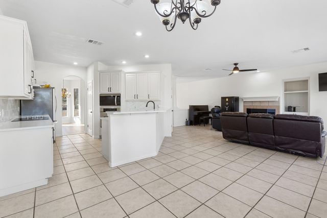 15501 Fox Run DR, Austin, TX 78737