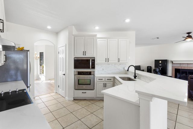 15501 Fox Run DR, Austin, TX 78737