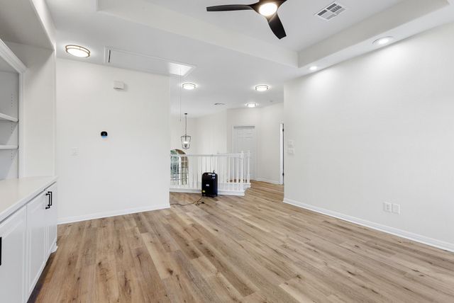 15501 Fox Run DR, Austin, TX 78737