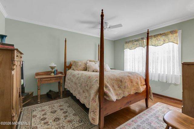 89 Pine Street, Lincroft, NJ 07738