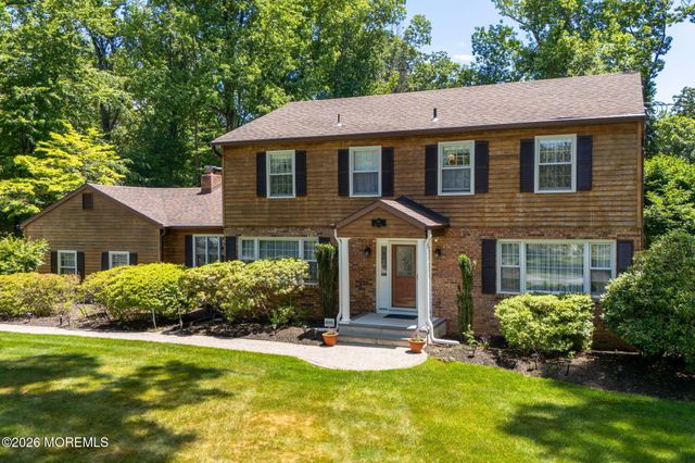 89 Pine Street, Lincroft, NJ 07738