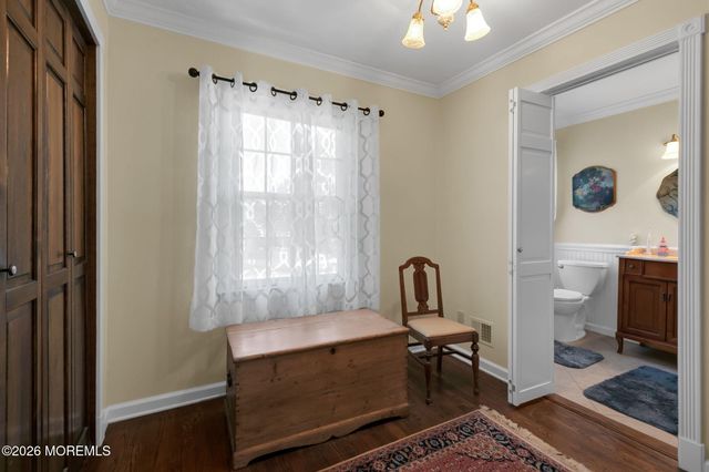 89 Pine Street, Lincroft, NJ 07738