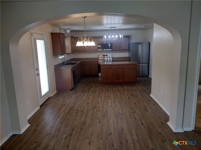 4100 Jack Barnes Avenue, Killeen, TX 76549