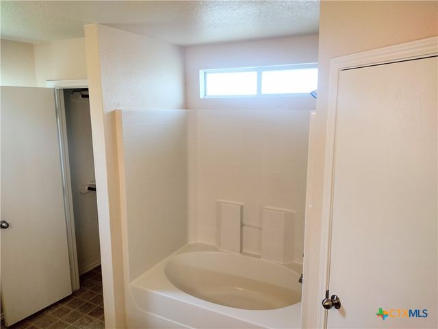 4100 Jack Barnes Avenue, Killeen, TX 76549