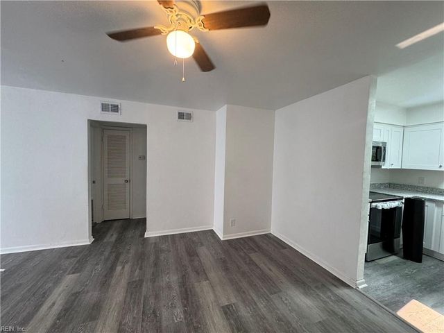 1125 Little Bay Ave Apt 5, Norfolk, VA 23503