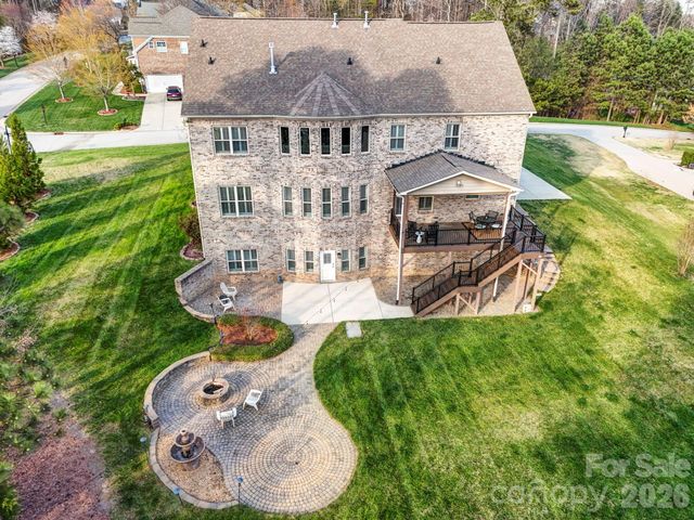 2708 Runyon Court, York, SC 29745