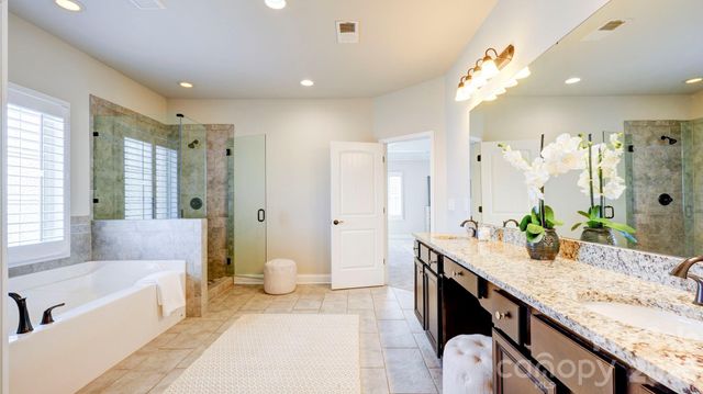 2708 Runyon Court, York, SC 29745