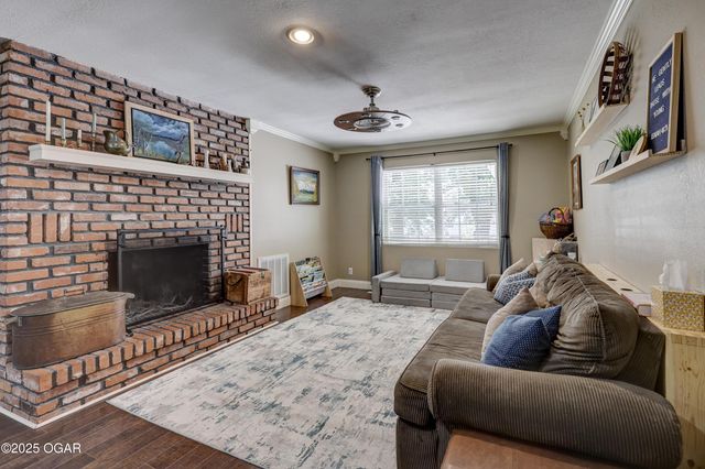 901 Summit Drive, Joplin, MO 64801