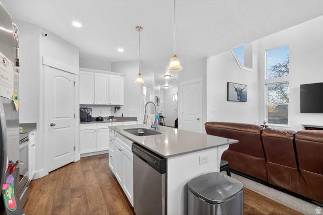 16444 S BULL SPRINGS LN, Bluffdale, UT 84065