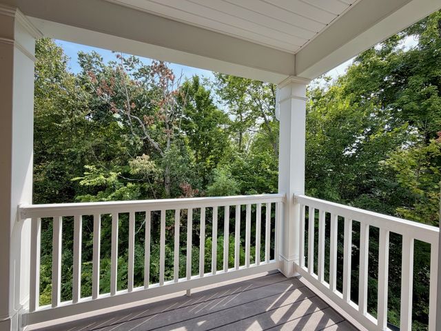6015 DuPont Cv, Spring Hill, TN 37174