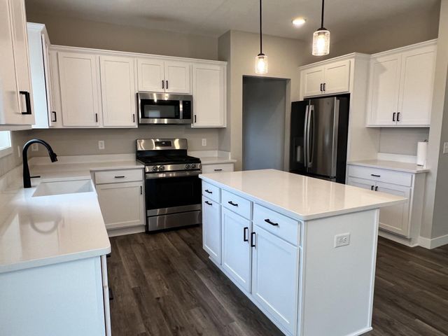 13891 10th Avenue S, Zimmerman, MN 55398