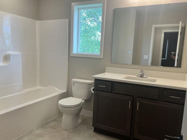 13891 10th Avenue S, Zimmerman, MN 55398