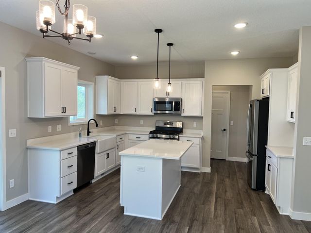 13891 10th Avenue S, Zimmerman, MN 55398