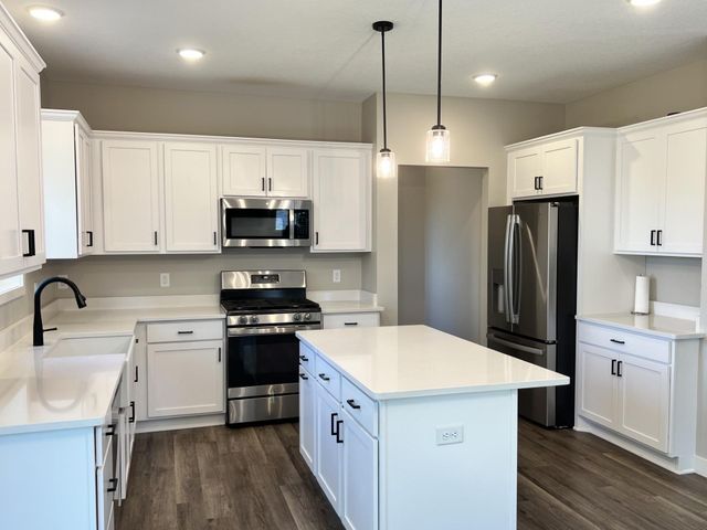 13891 10th Avenue S, Zimmerman, MN 55398