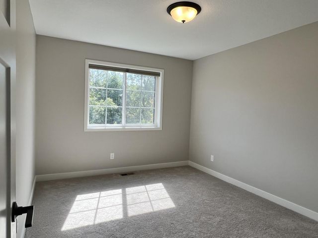 13891 10th Avenue S, Zimmerman, MN 55398