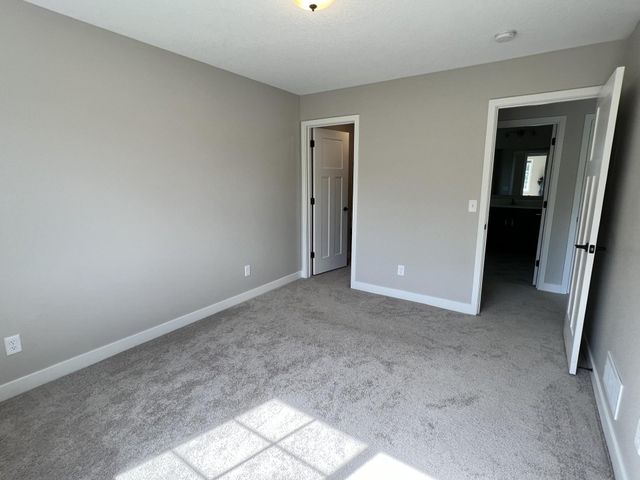 13891 10th Avenue S, Zimmerman, MN 55398