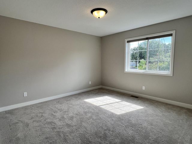 13891 10th Avenue S, Zimmerman, MN 55398