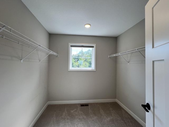 13891 10th Avenue S, Zimmerman, MN 55398