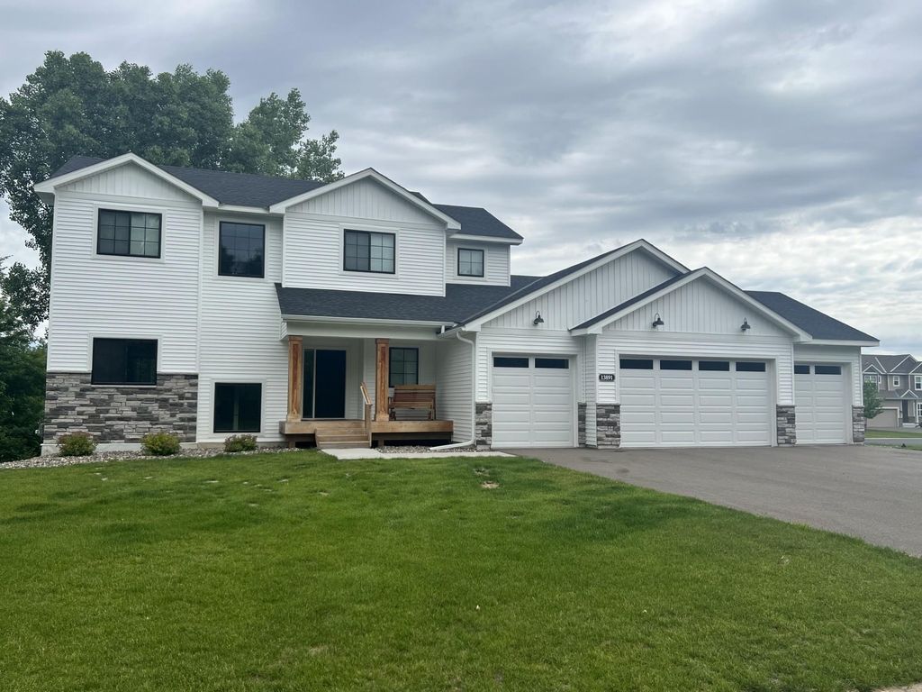 13891 10th Avenue S, Zimmerman, MN 55398