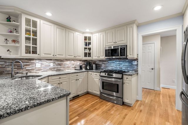 65 Crescent Rd, Needham, MA 02494
