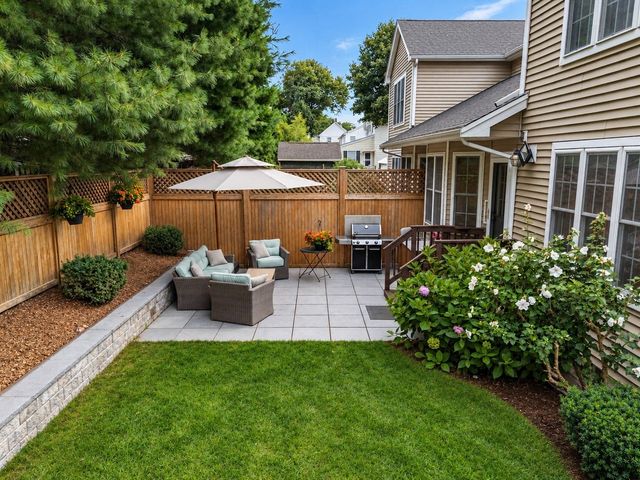 65 Crescent Rd, Needham, MA 02494
