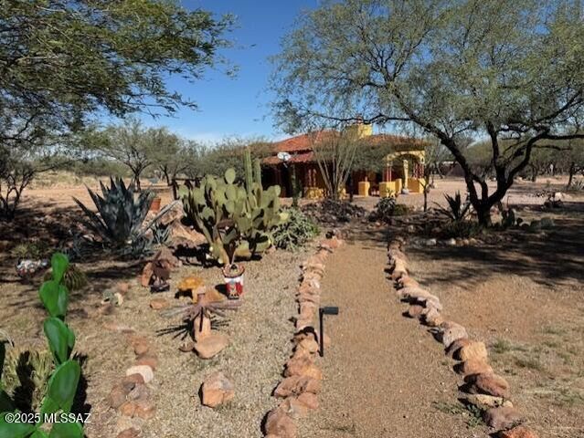 42 Calle Agua Tranquila Road, Tubac, AZ 85646