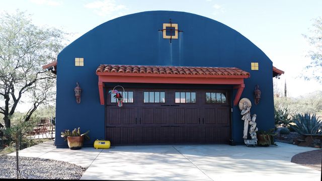 42 Calle Agua Tranquila Road, Tubac, AZ 85646