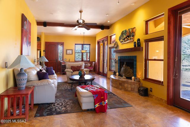 42 Calle Agua Tranquila Road, Tubac, AZ 85646