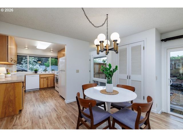15781 Sw VILLAGE CIRCLE, Beaverton, OR 97007