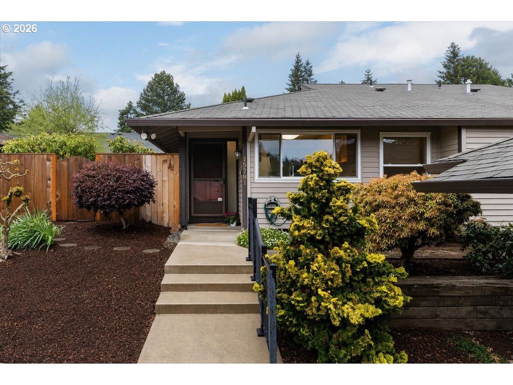 15781 Sw VILLAGE CIRCLE, Beaverton, OR 97007