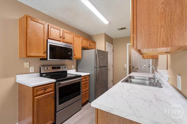 420 Laurel Hill Circle, Richmond Hill, GA 31324