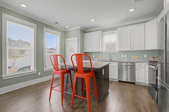 8673 Lawson Dr, Antioch, TN 37013