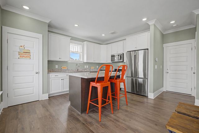 8673 Lawson Dr, Antioch, TN 37013