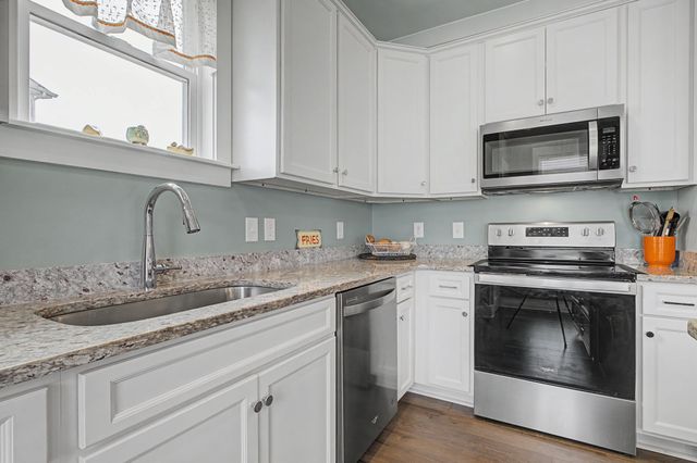 8673 Lawson Dr, Antioch, TN 37013