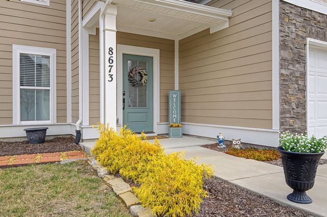 8673 Lawson Dr, Antioch, TN 37013