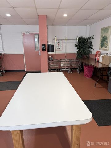 123 S Adelaide Avenue S 2D, Highland Park, NJ 08904