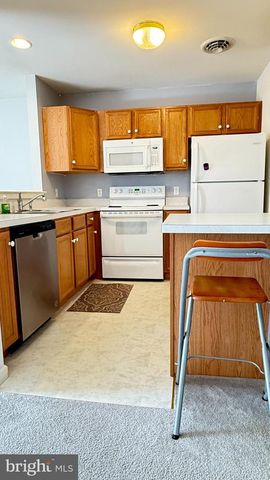 70 COURTYARD DR, Carlisle, PA 17013