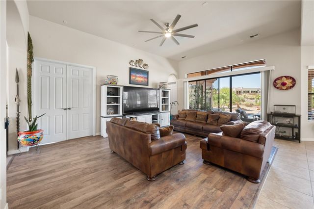 2746 Sidewheel Drive, Bullhead City, AZ 86429