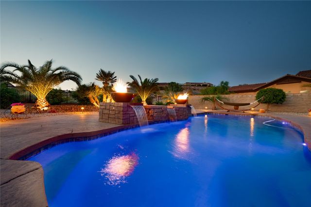 2746 Sidewheel Drive, Bullhead City, AZ 86429